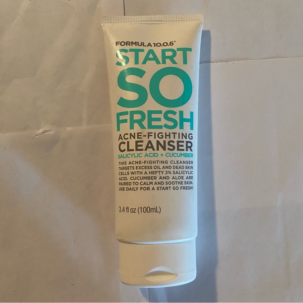 Formula 10 .0 .6 Scrub So Clean Acne-Fighting Cleanser 3.4 fl oz READ DESC